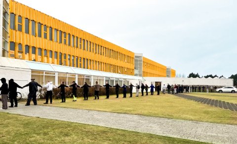 Knús, kærleikur og samstaða í nóvember