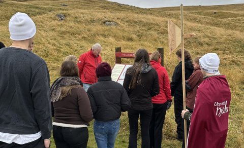 EINVALALIÐ Á NJÁLUSLÓÐUM